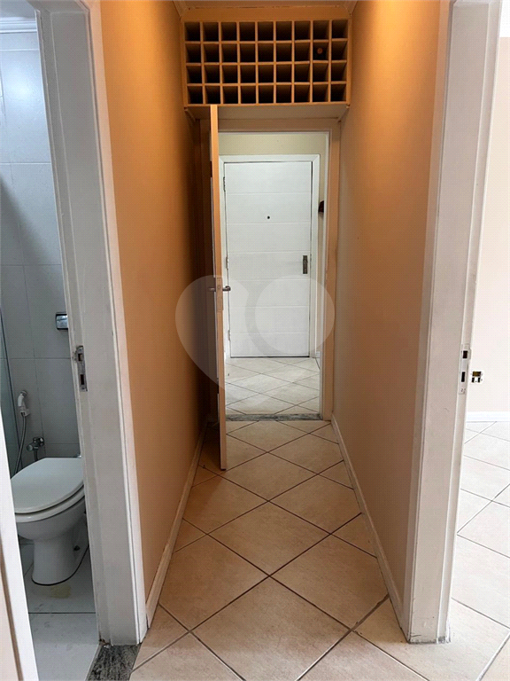 APARTAMENTO em LAPA