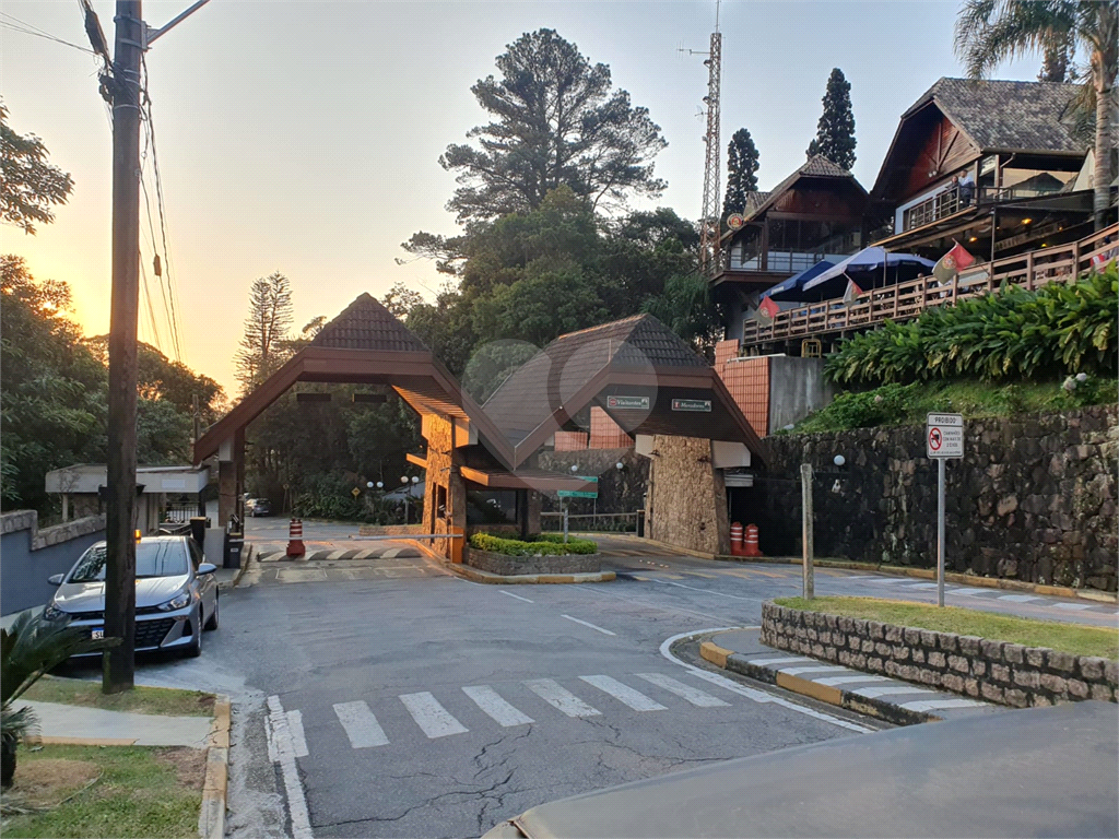 Casa de Condomínio à venda, 1200m² - Foto 2