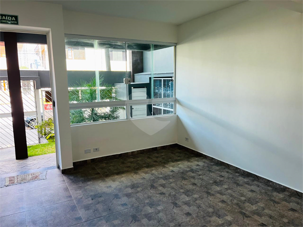 APARTAMENTO em TUCURUVI