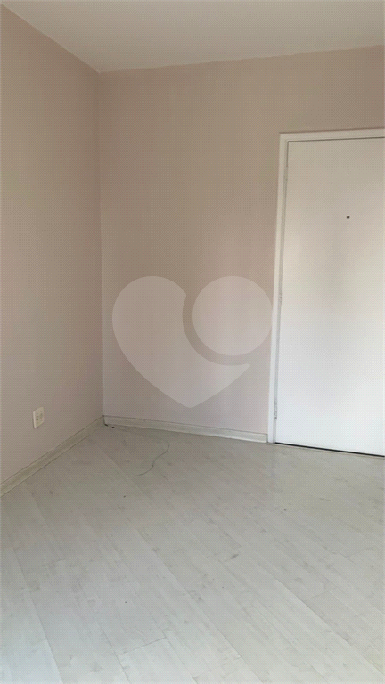 Apartamento na Pedro Doll, 1 vaga de garagem,, 1 DROM.,  SANTANA