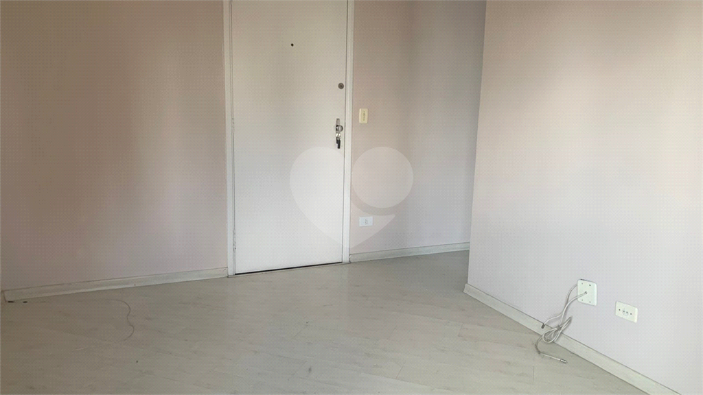 Apartamento na Pedro Doll, 1 vaga de garagem,, 1 DROM.,  SANTANA