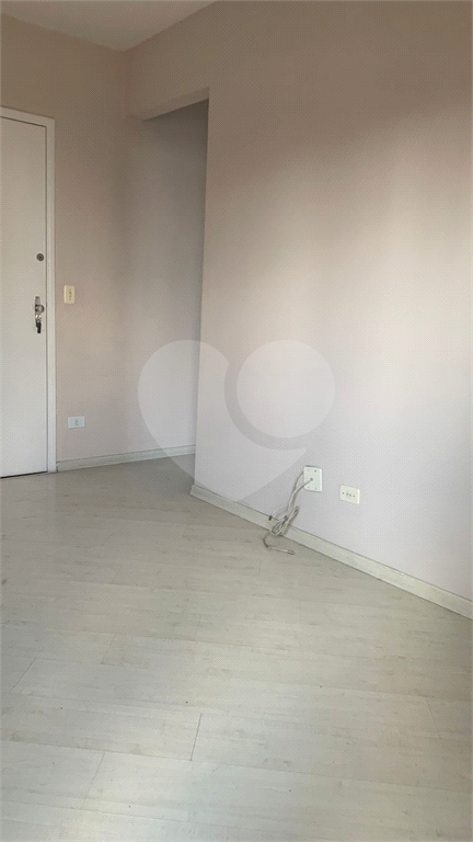 Apartamento na Pedro Doll, 1 vaga de garagem,, 1 DROM.,  SANTANA