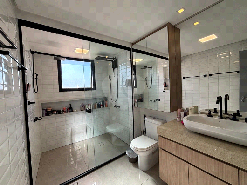 Apartamento na Região de Santa Terezinha - andar alto com vista panorâmica da Região  - com 3 dormitórios sendo uma suíte