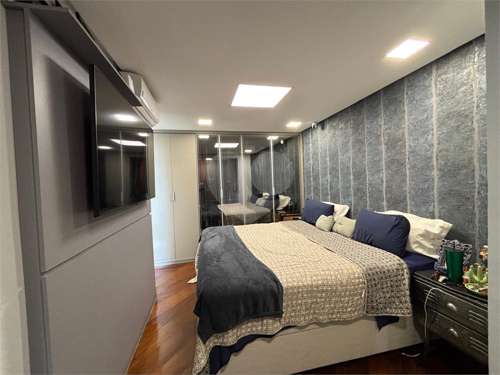 Apartamento na Região de Santa Terezinha - andar alto com vista panorâmica da Região  - com 3 dormitórios sendo uma suíte