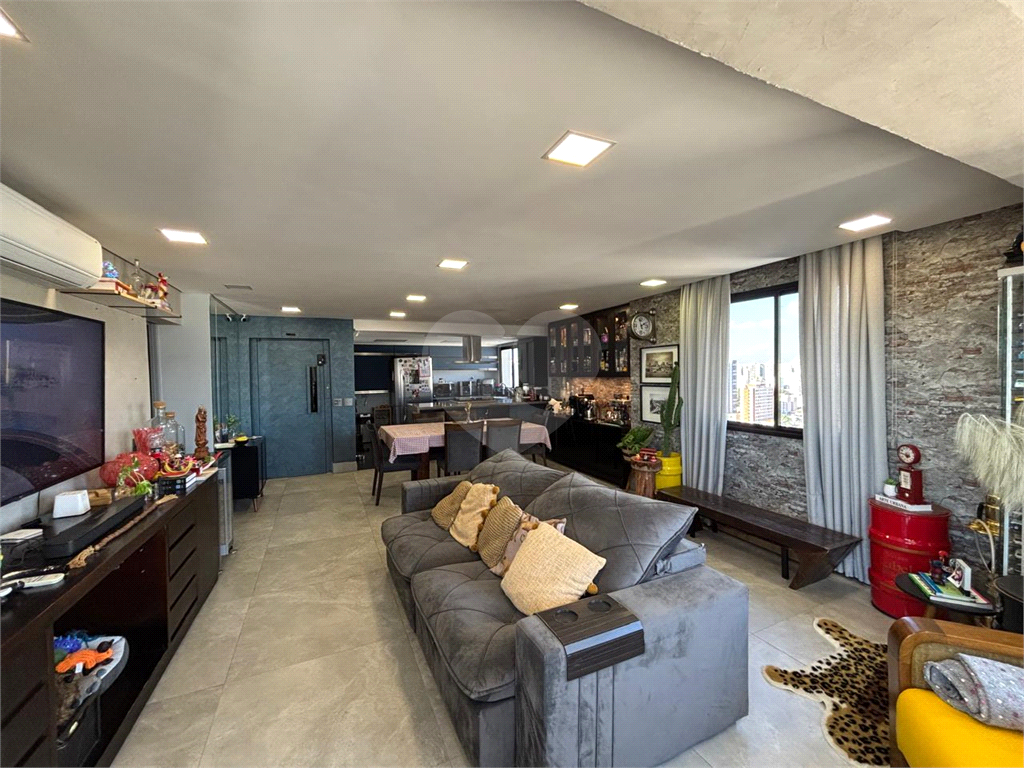 Apartamento na Região de Santa Terezinha - andar alto com vista panorâmica da Região  - com 3 dormitórios sendo uma suíte
