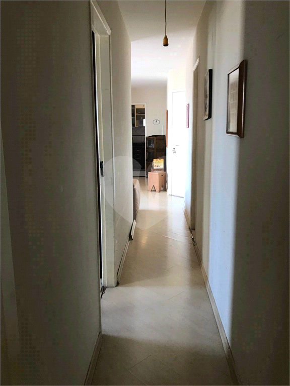 Imóvel 80m² 3 quartos, um aberto para a sala com varanda piscina 2 vagas Vila Romana