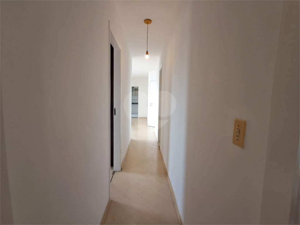 Imóvel 80m² 3 quartos, um foi aberto para a sala conta com varanda piscina 2 vagas Vila Romana