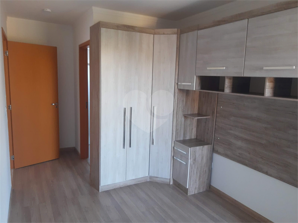Apartamento para alugar com 2 quartos, 72m² - Foto 9