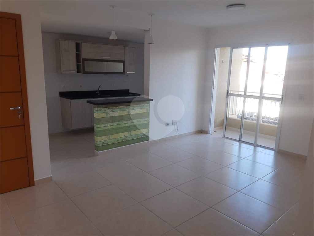 Apartamento para alugar com 2 quartos, 72m² - Foto 6