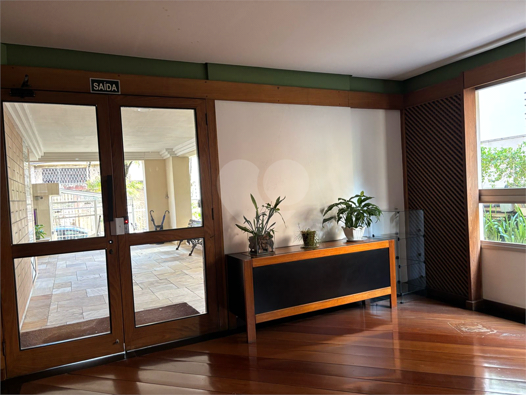 Excelente localização próximo ao metro, apartamento de 67m²