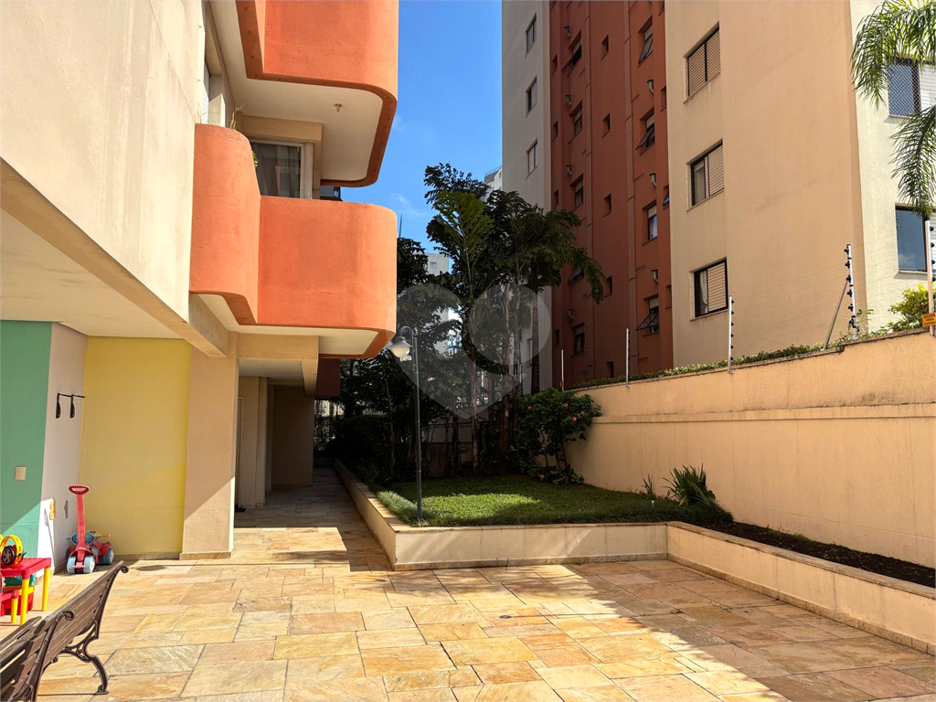 Excelente localização próximo ao metro, apartamento de 67m²