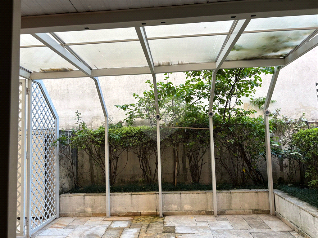 Excelente localização próximo ao metro, apartamento de 67m²