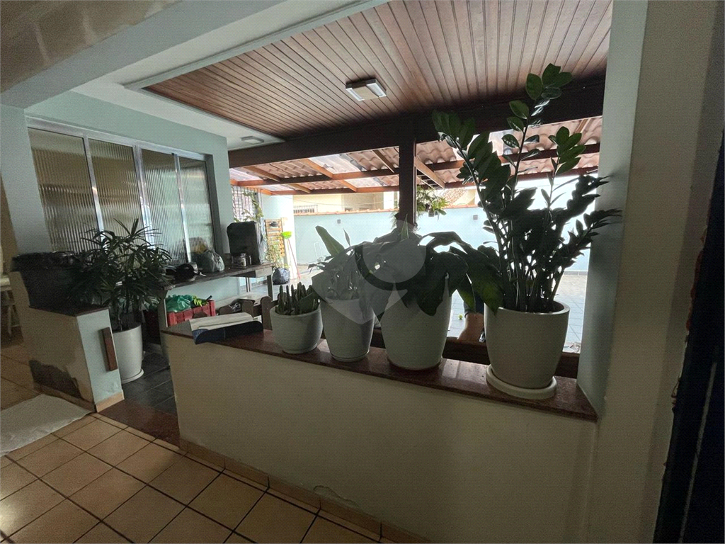 Casa Térrea à Venda – 3 Dorms (1 Suíte) | 300 m² de Terreno – Av. Fim de Semana – São Paulo/SP