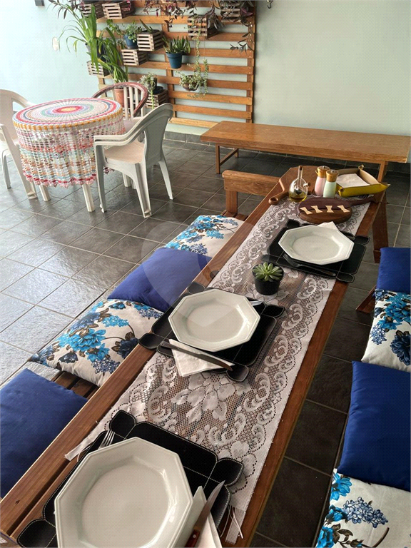 Casa Térrea à Venda – 3 Dorms (1 Suíte) | 300 m² de Terreno – Av. Fim de Semana – São Paulo/SP