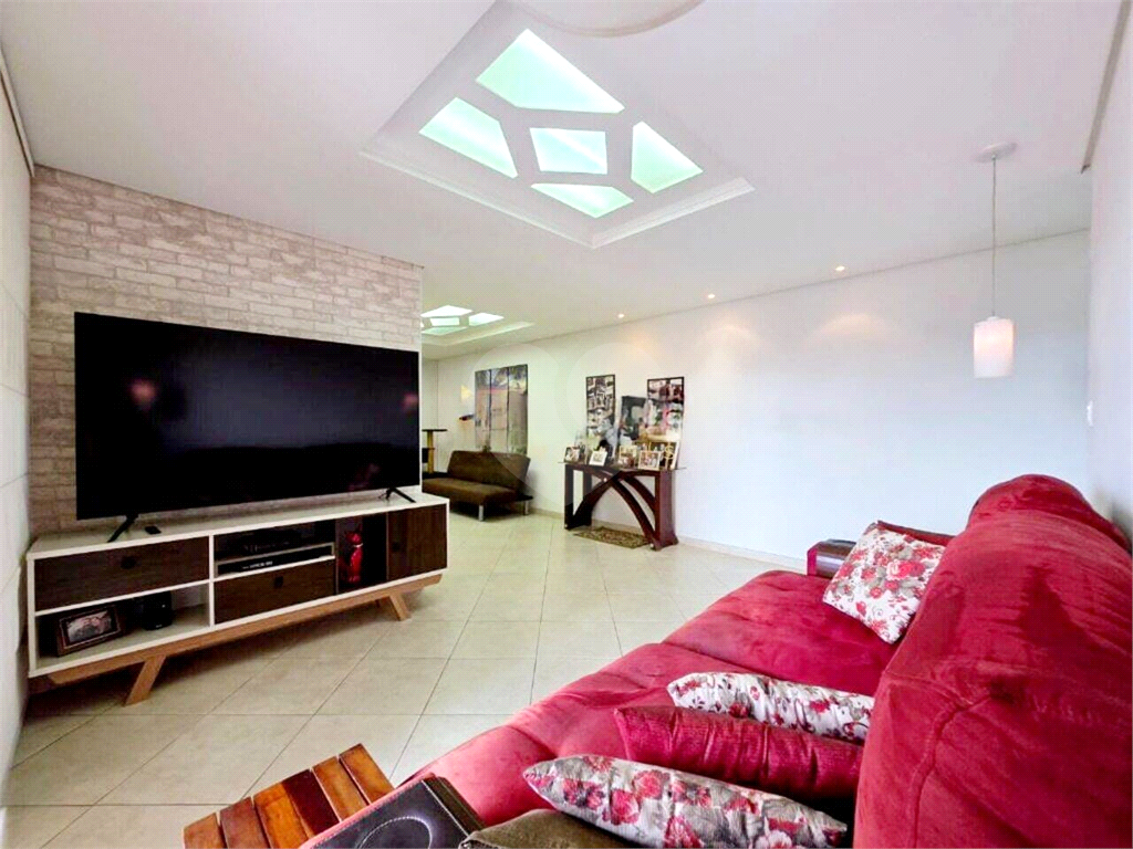 APARTAMENTO AMPLO 3 QUARTOS NA PARADA INGLESA