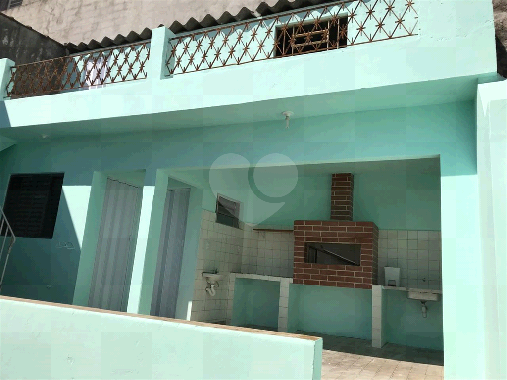 Casa à venda na Vila Maria com 171 m de construção e 269 m de terreno . Imóvel com 3 dormitórios, ( 1suíte ) 2 vagas de garagem. 