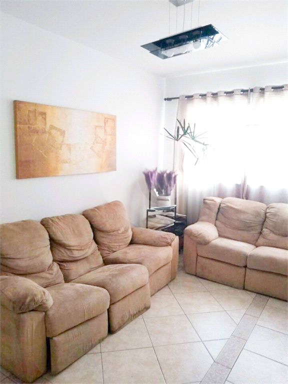 APARTAMENTO em MANDAQUI