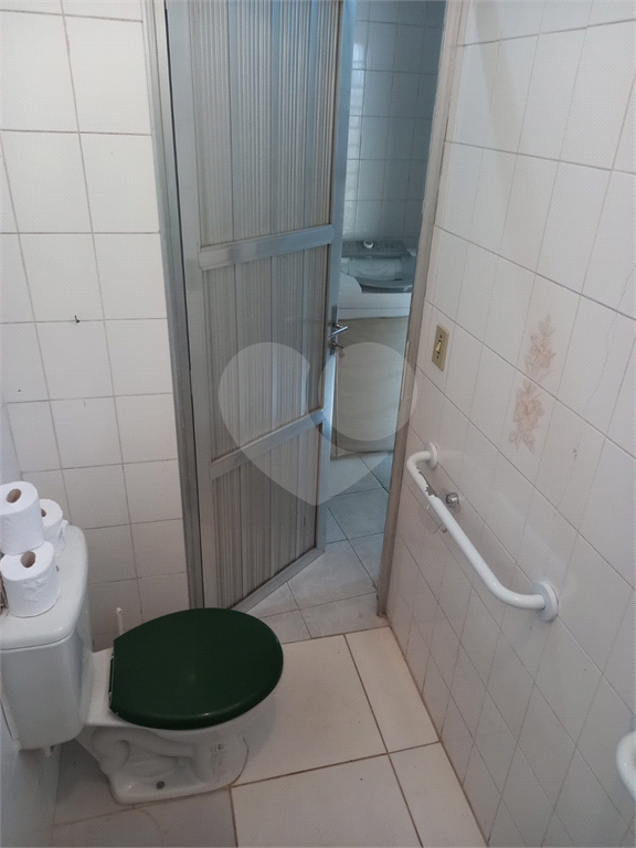 Imóvel com 100m² de área útil sala de estar de 2 ambientes, 3 quartos com quintal em Perdizes