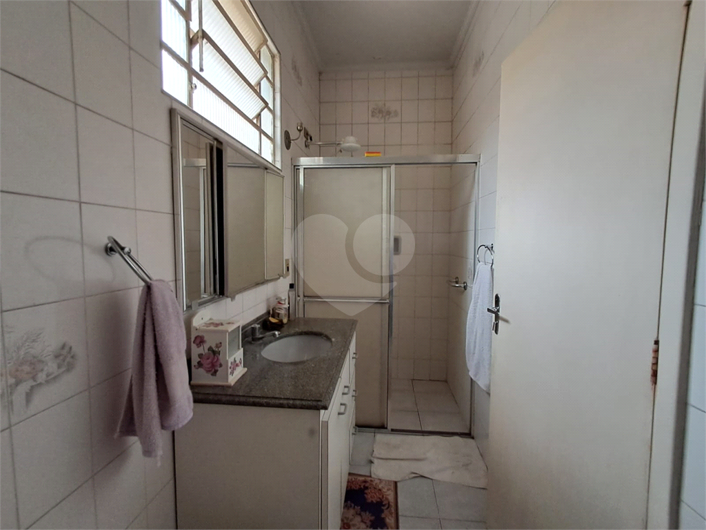 Imóvel com 100m² de área útil sala de estar de 2 ambientes, 3 quartos com quintal em Perdizes