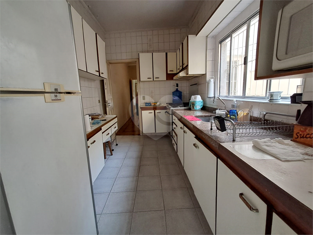 Imóvel com 100m² de área útil sala de estar de 2 ambientes, 3 quartos com quintal em Perdizes