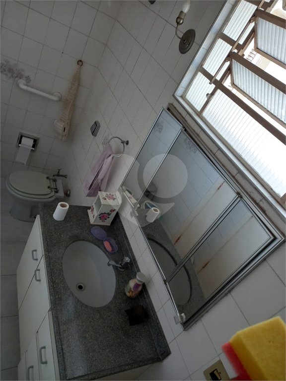 Imóvel com 100m² de área útil sala de estar de 2 ambientes, 3 quartos com quintal em Perdizes