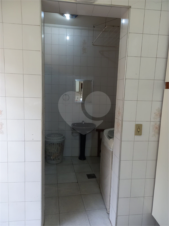 Imóvel com 100m² de área útil sala de estar de 2 ambientes, 3 quartos com quintal em Perdizes