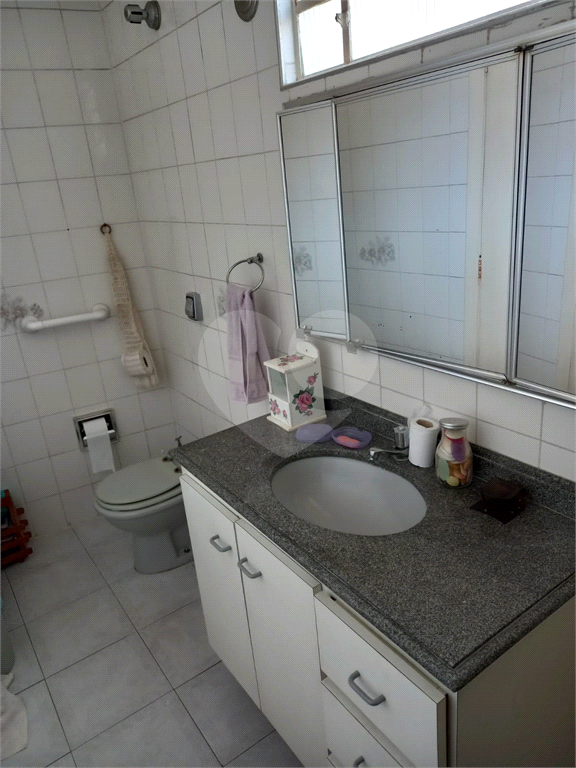 Imóvel com 100m² de área útil sala de estar de 2 ambientes, 3 quartos com quintal em Perdizes