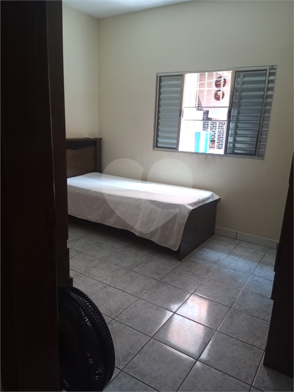 Casa à venda com 3 quartos, 160m² - Foto 18