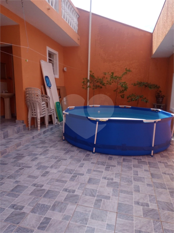 Casa à venda com 3 quartos, 160m² - Foto 8