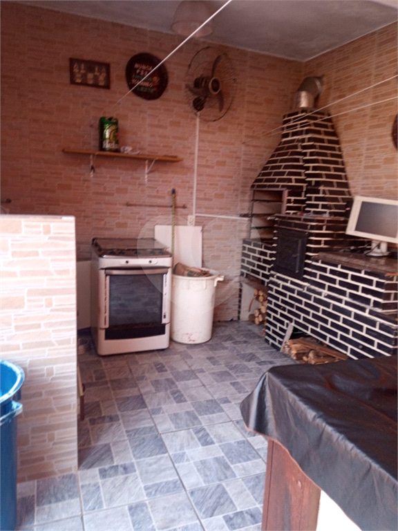 Casa à venda com 3 quartos, 160m² - Foto 3