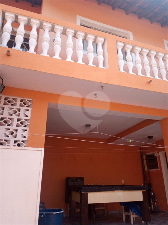 Casa à venda com 3 quartos, 160m² - Foto 1