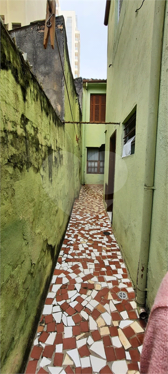 Sobrado - 8 Dormitórios - Liberdade