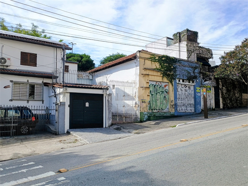 Comercial na Santa Trezinha