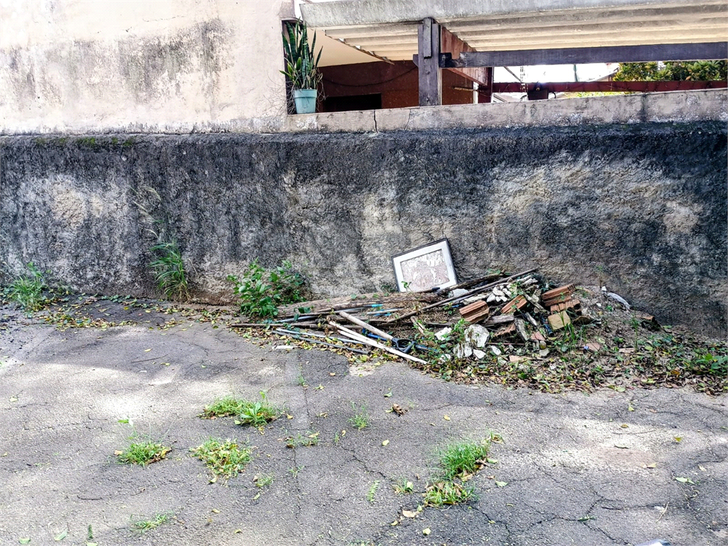 Comercial na Santa Terezinha