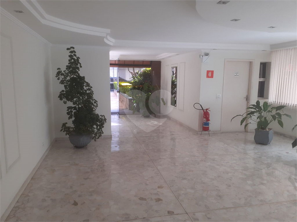 APARTAMENTO em SANTANA