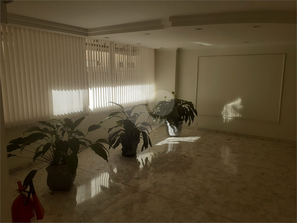 APARTAMENTO em SANTANA