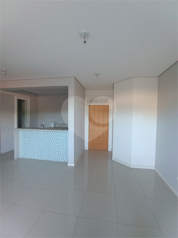 Apartamento à venda com 3 quartos, 76m² - Foto 13