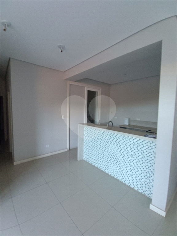 Apartamento à venda com 3 quartos, 76m² - Foto 11
