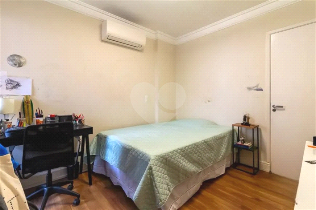 Apartamento em Perdizes na frente do Parque da Água Branca com 112m2 com Ar Condicionado