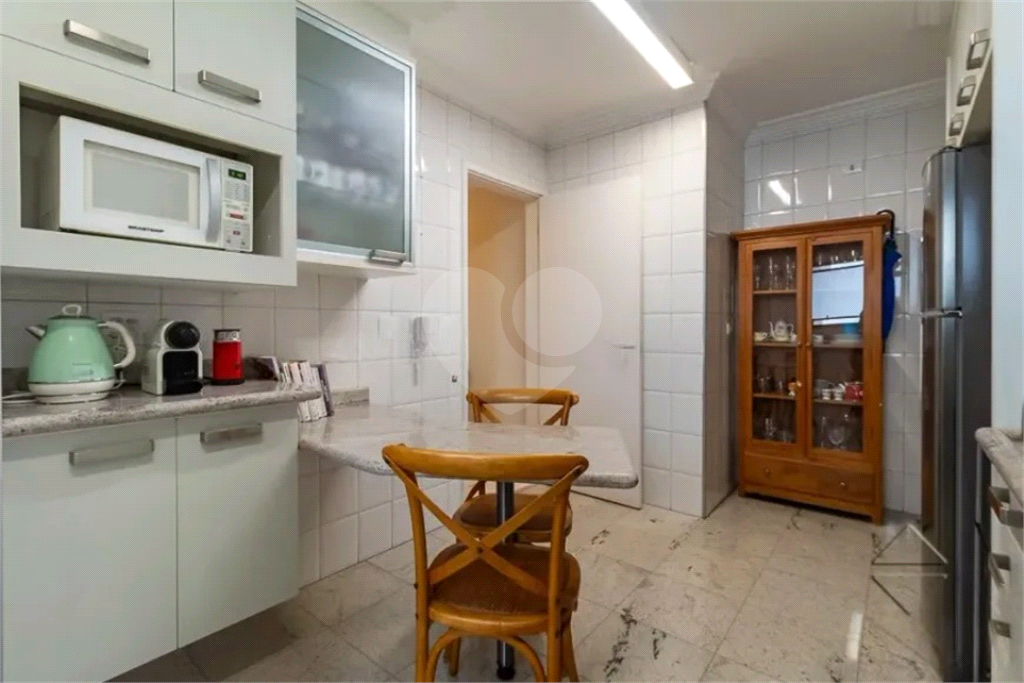 Apartamento em Perdizes na frente do Parque da Água Branca com 112m2 com Ar Condicionado