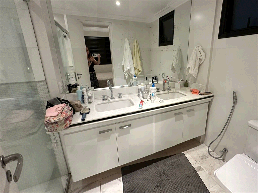 Apartamento em Perdizes na frente do Parque da Água Branca com 112m2 com Ar Condicionado
