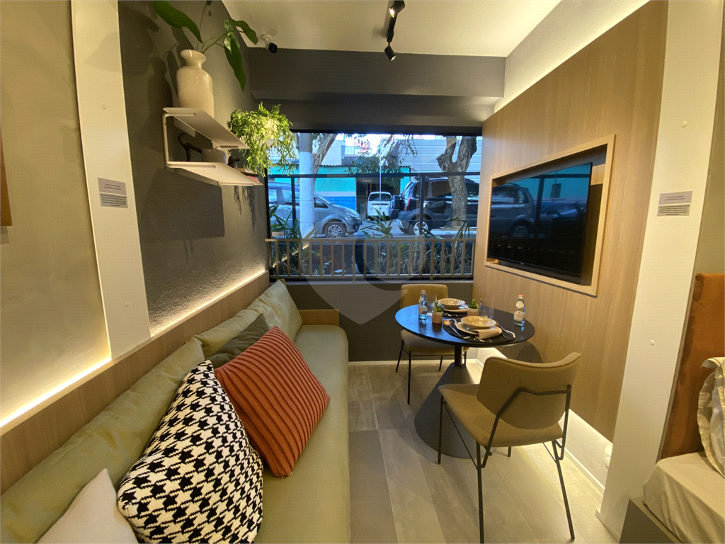 Studio de 28m² à Venda na Saúde - Ideal para Morar ou Investir 