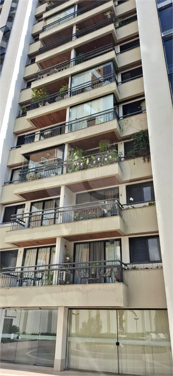 Apartamento, 3 quartos, 130 m² - Foto 1