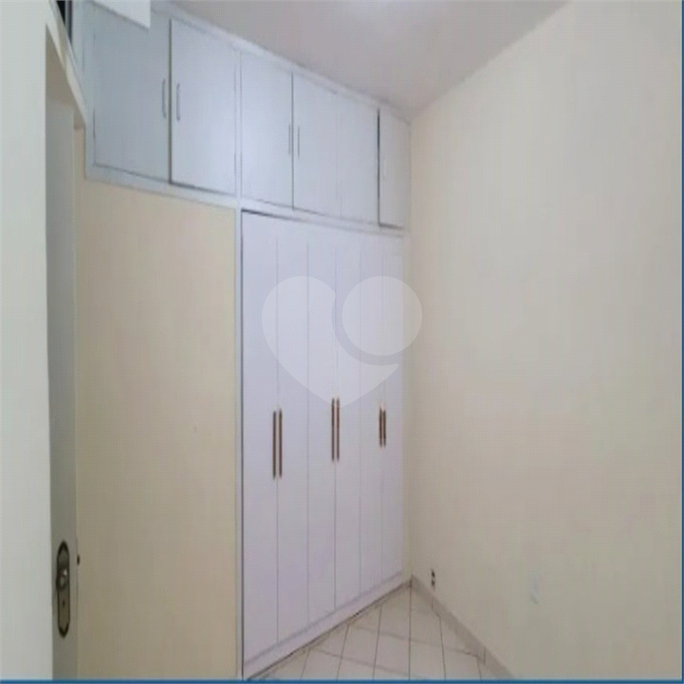 Casa à venda com 4 quartos, 251m² - Foto 4