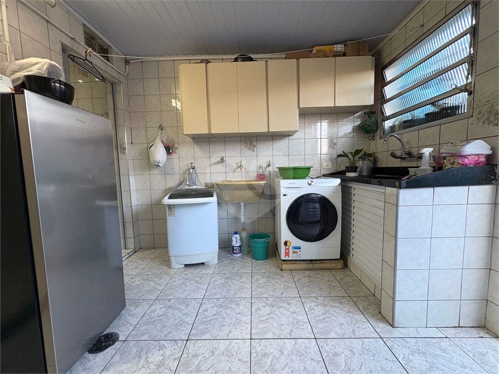Sobrado à venda com 3 quartos, 100m² - Foto 25