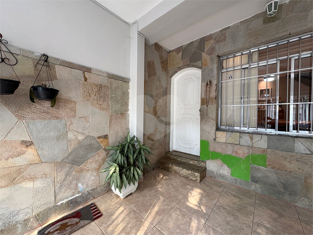 Sobrado à venda com 3 quartos, 100m² - Foto 4