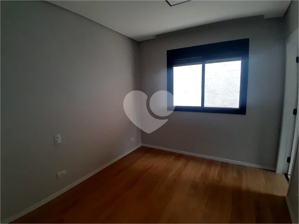 Casa de Condomínio à venda e aluguel com 3 quartos, 180m² - Foto 3