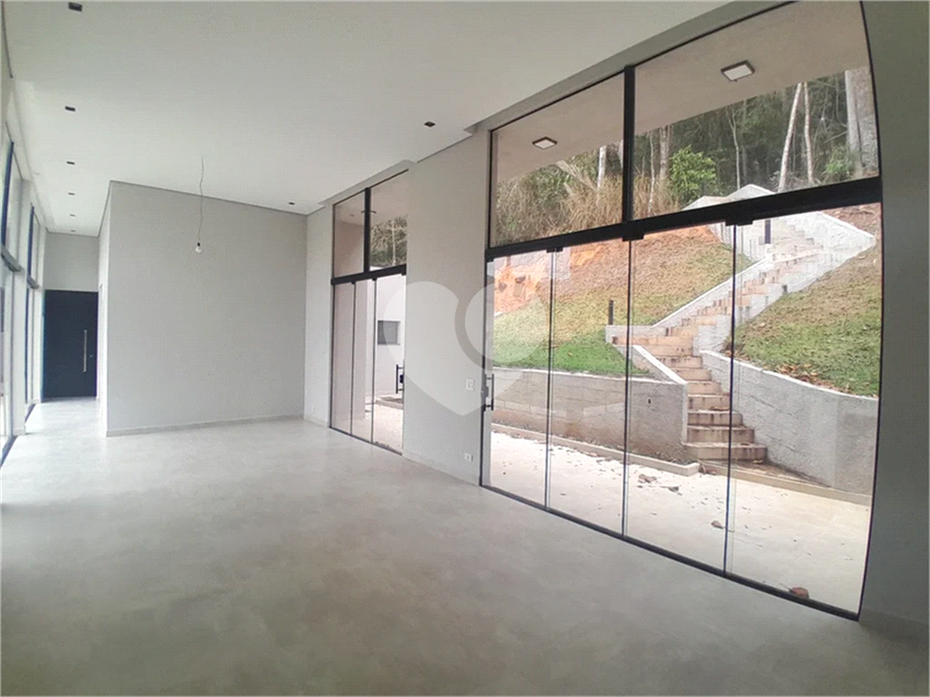 Casa de Condomínio à venda e aluguel com 3 quartos, 180m² - Foto 4