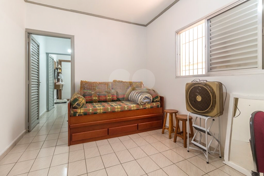 Casa de 90m² 2 quartos e amplo quintal Vila Romana