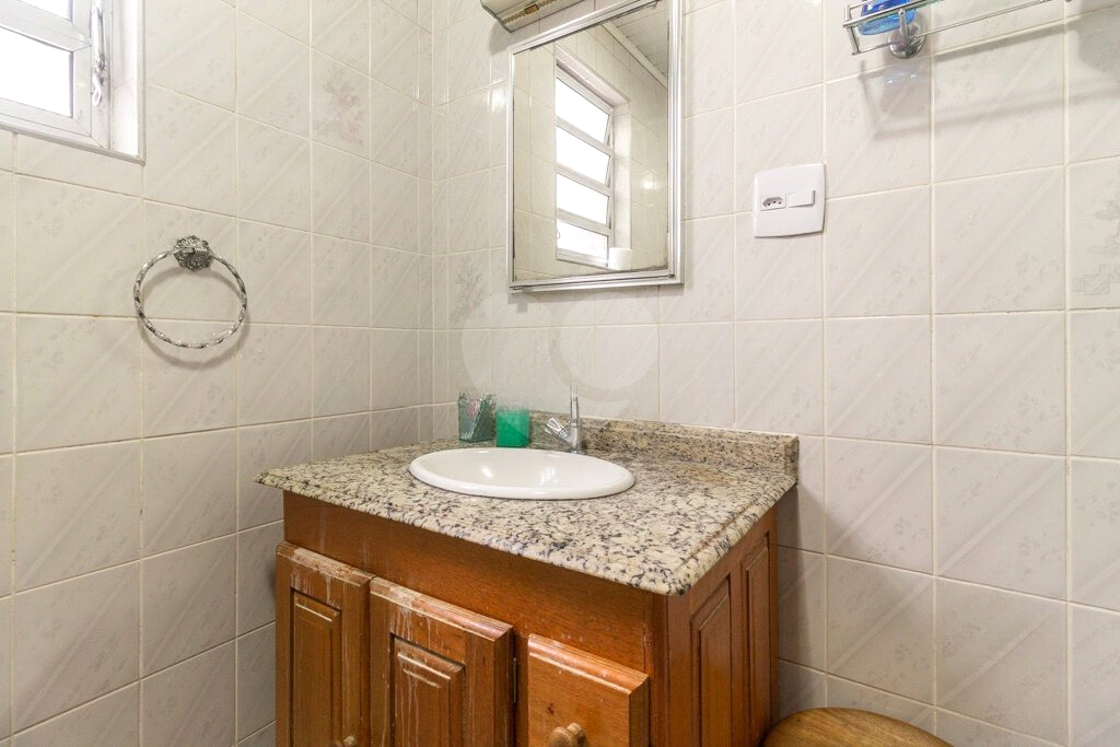 Casa de 90m² 2 quartos e amplo quintal Vila Romana